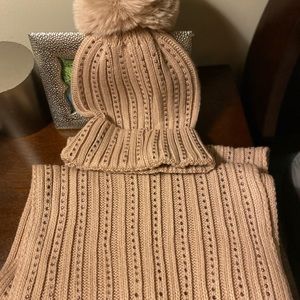 New with tags- White House Black Market hat and scarf matching set. Rhinestones.